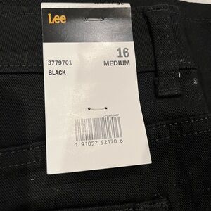 Lee Black Relaxed Fit Shorts, Mid Rise, Medium 16